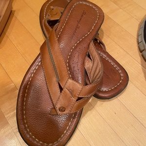 Tommy Bahama Thongs